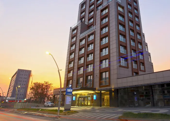 Tryp By Wyndham Topkapi Отель 4*