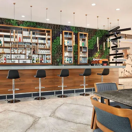 酒店 Tryp By Wyndham Topkapi 4*