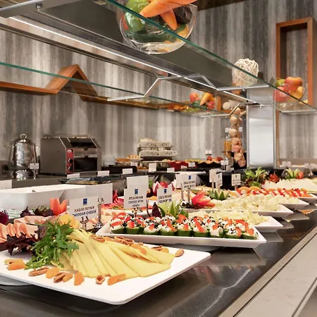 Tryp By Wyndham Topkapi 酒店