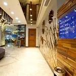 Tryp By Wyndham Topkapi Hotel 4*