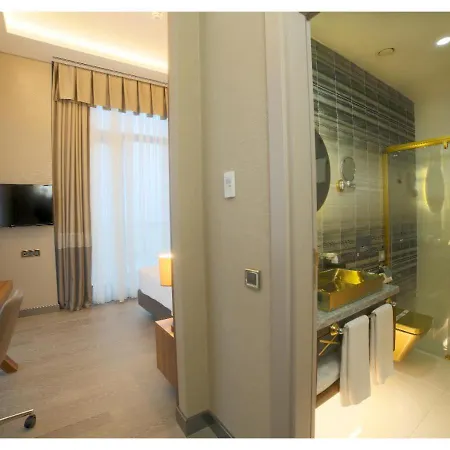 Tryp By Wyndham Topkapi Hotel