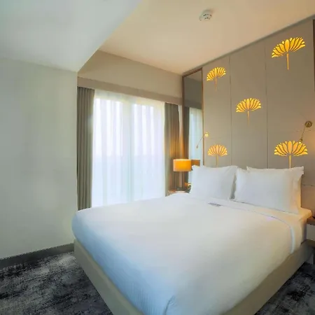 Tryp By Wyndham Topkapi 4*