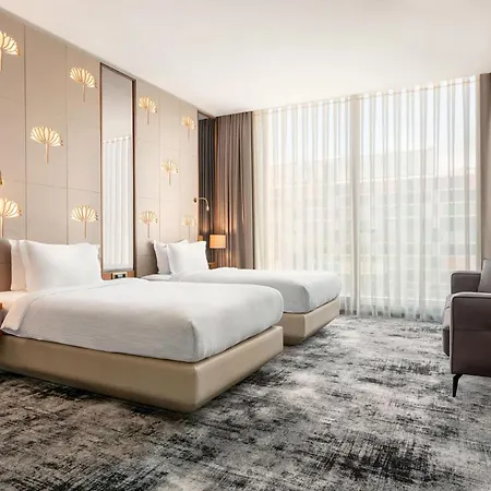 Hotel Tryp By Wyndham Topkapi 4*