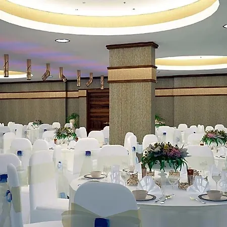 Tryp By Wyndham Topkapi 호텔