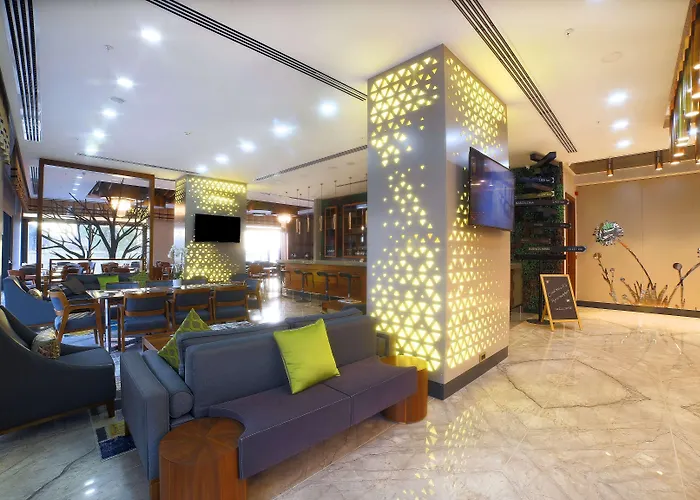 Hotel Tryp By Wyndham Topkapi 4*