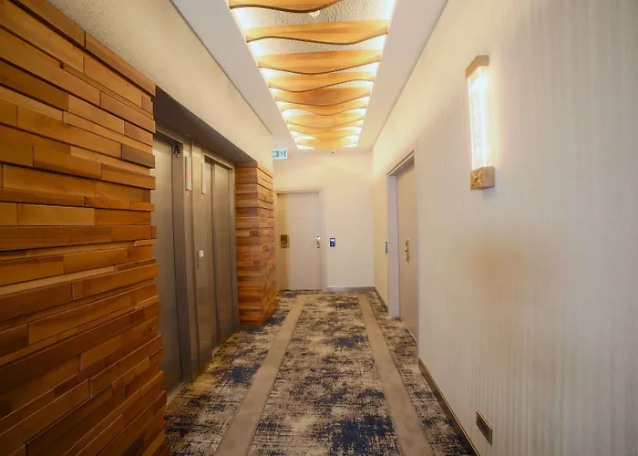 Tryp By Wyndham Topkapi Hotel