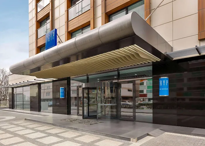 Tryp By Wyndham Topkapi Hotel 4*