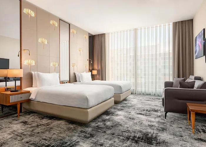 Hotel Tryp By Wyndham Topkapi 4*