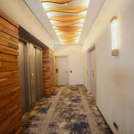 Tryp By Wyndham Topkapi Szálloda