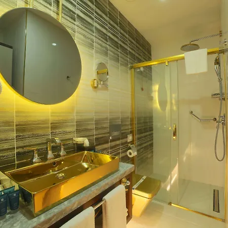 Tryp By Wyndham Topkapi 4* イスタンブール